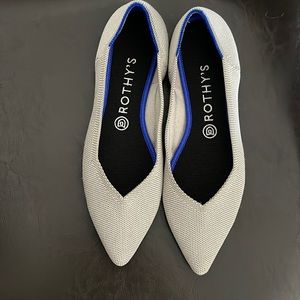 Rothy’s the point I flat. 9.5 in diamond twill.